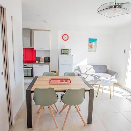 La Fregate Maison Avec Piscine/parking/wifi/plages 5kms Ferienhaus Les Mathes
