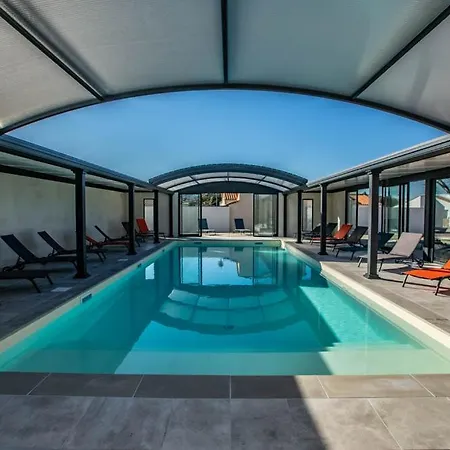 Ferienhaus La Fregate Maison Avec Piscine/parking/wifi/plages 5kms *
