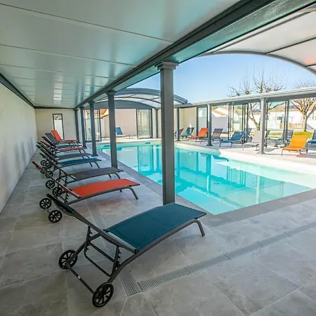 La Fregate Maison Avec Piscine/parking/wifi/plages 5kms Ferienhaus *