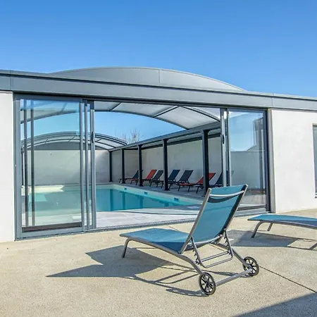 La Fregate Maison Avec Piscine/parking/wifi/plages 5kms Ferienhaus *