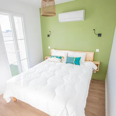 La Fregate Maison Avec Piscine/parking/wifi/plages 5kms Ferienhaus